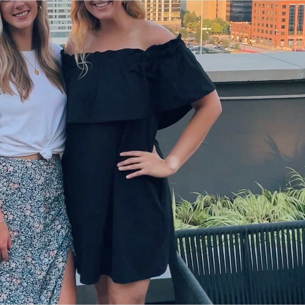 H&M Black Off-Shoulder Dress
